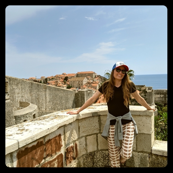 Meet your *Posh Ambassador*, Jessie - Picture 4 of 10